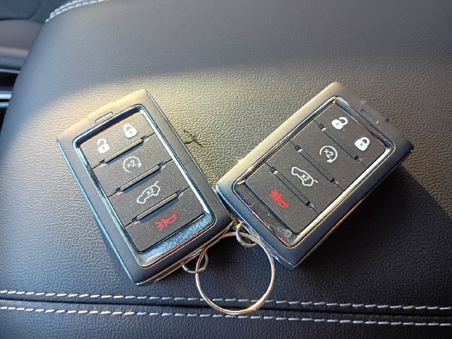 New 2027 Jeep Grand Cherokee Laredo X AWD/4WD image 23
