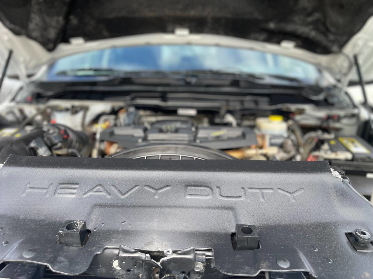 Used 2015 RAM 2500 Tradesman w/ Chrome Appearance Group image 40