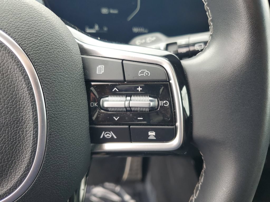 Used 2024 Kia Sorento SX FWD image 13