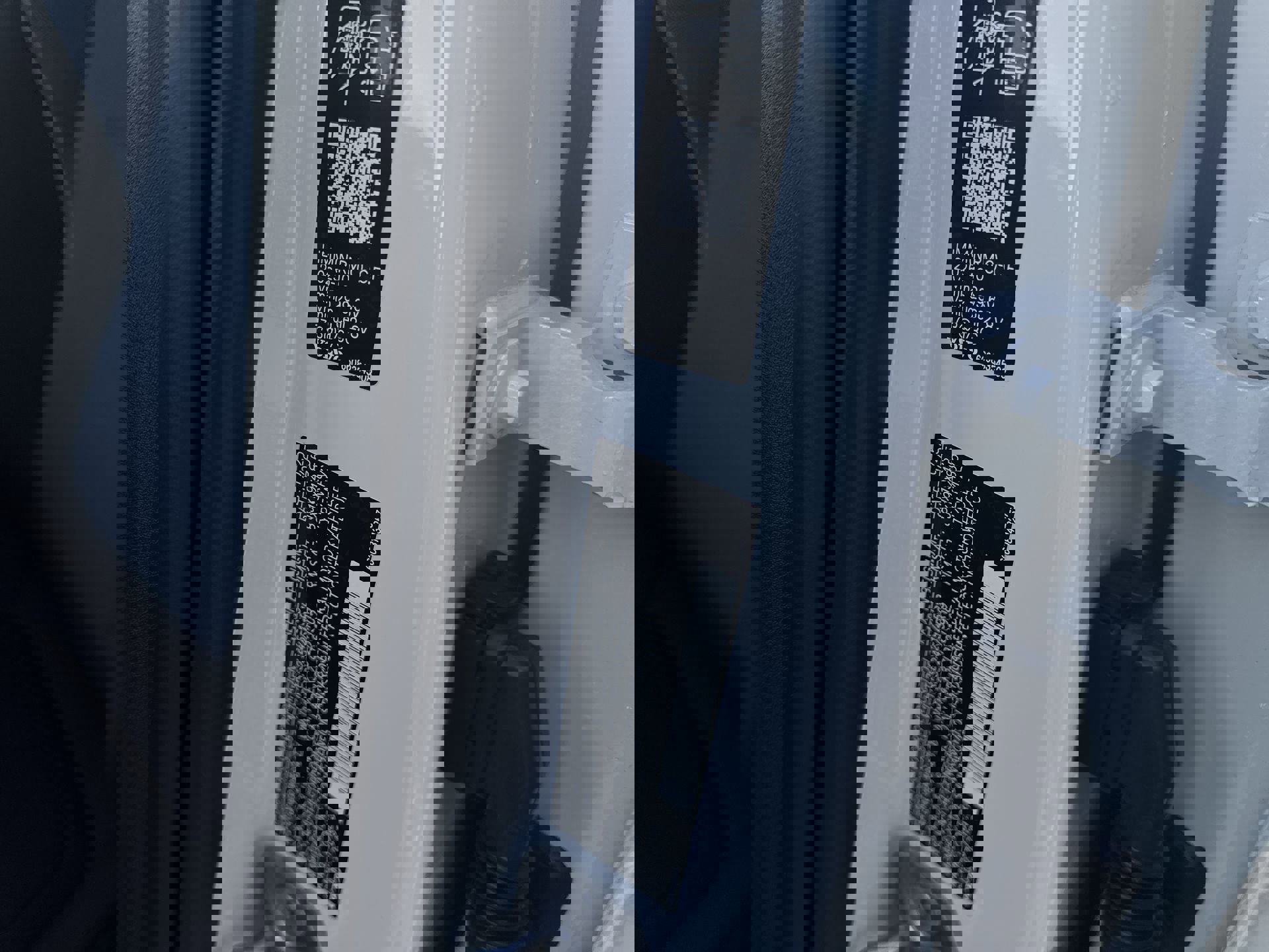 New 2026 Volvo EX30 Ultra image 33