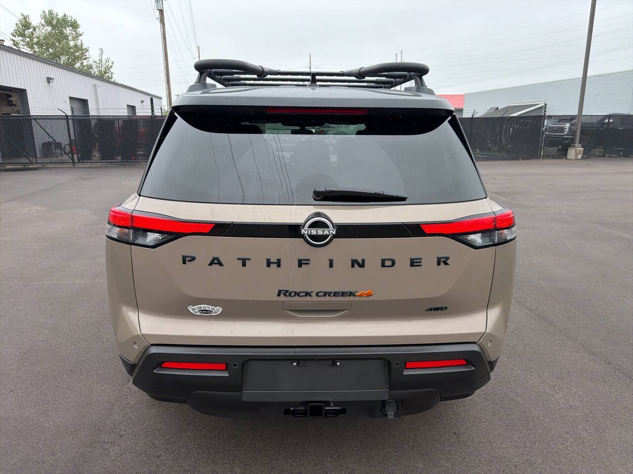 Used 2023 Nissan Pathfinder Rock Creek AWD/4WD image 9