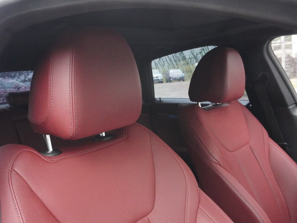 Used 2023 BMW i4 eDrive40 RWD image 31
