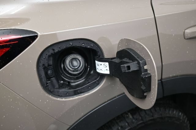 Used 2026 Nissan Rogue SV AWD/4WD image 19