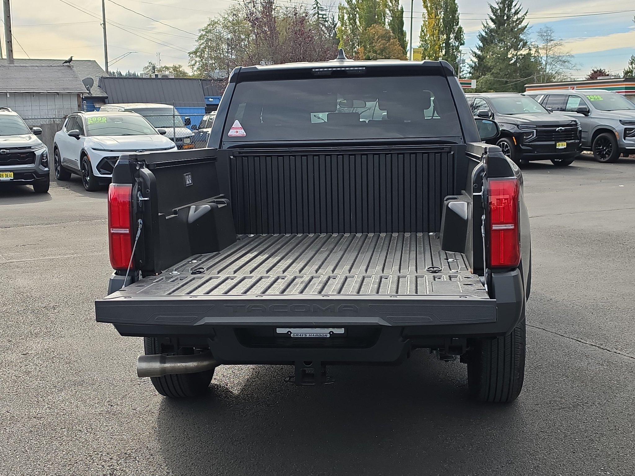 New 2026 Toyota Tacoma SR AWD/4WD image 9