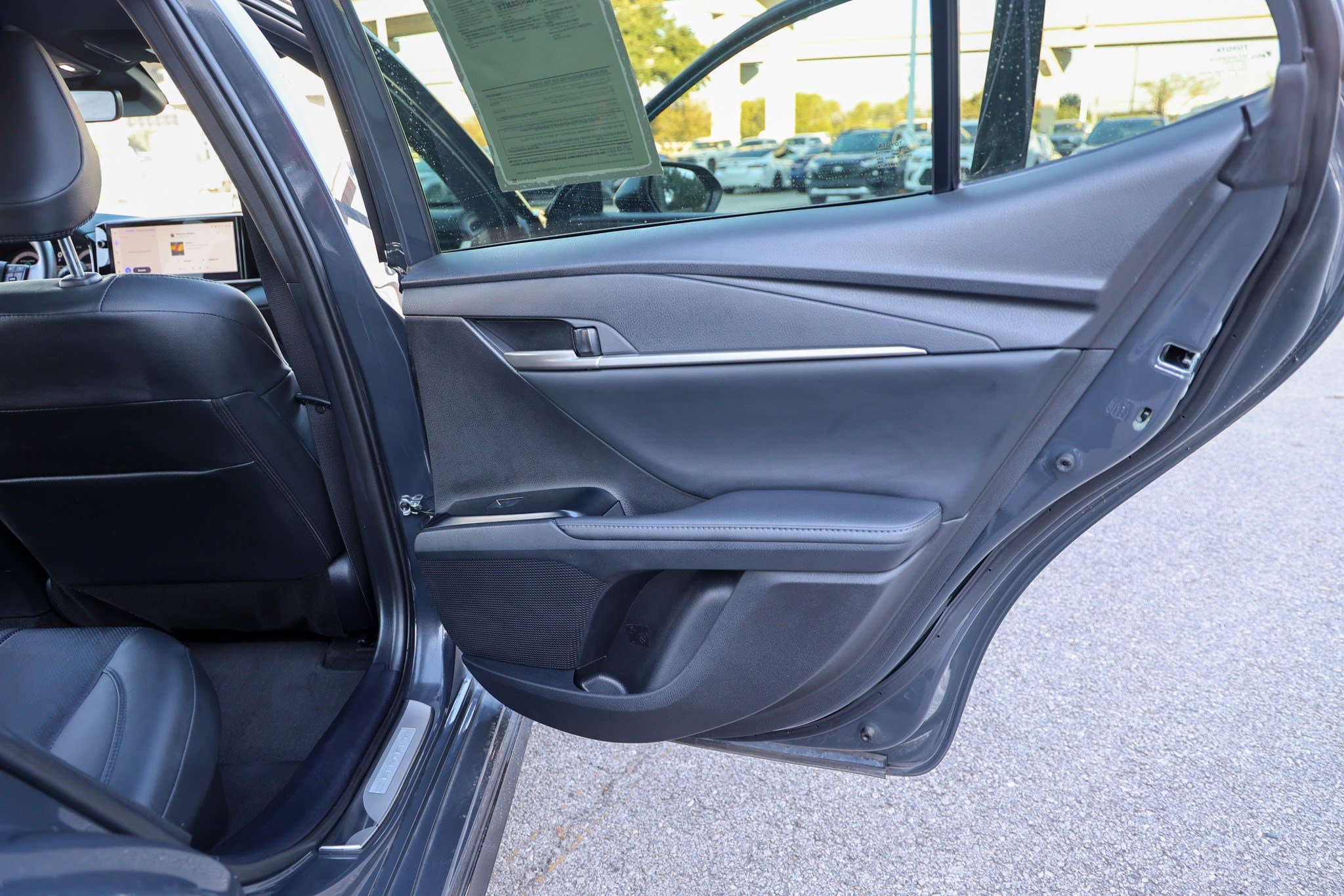 Used 2025 Toyota Camry XSE FWD image 37