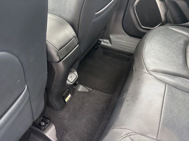 Used 2019 Jeep Renegade Limited w/ LED Lighting Group AWD/4WD image 32
