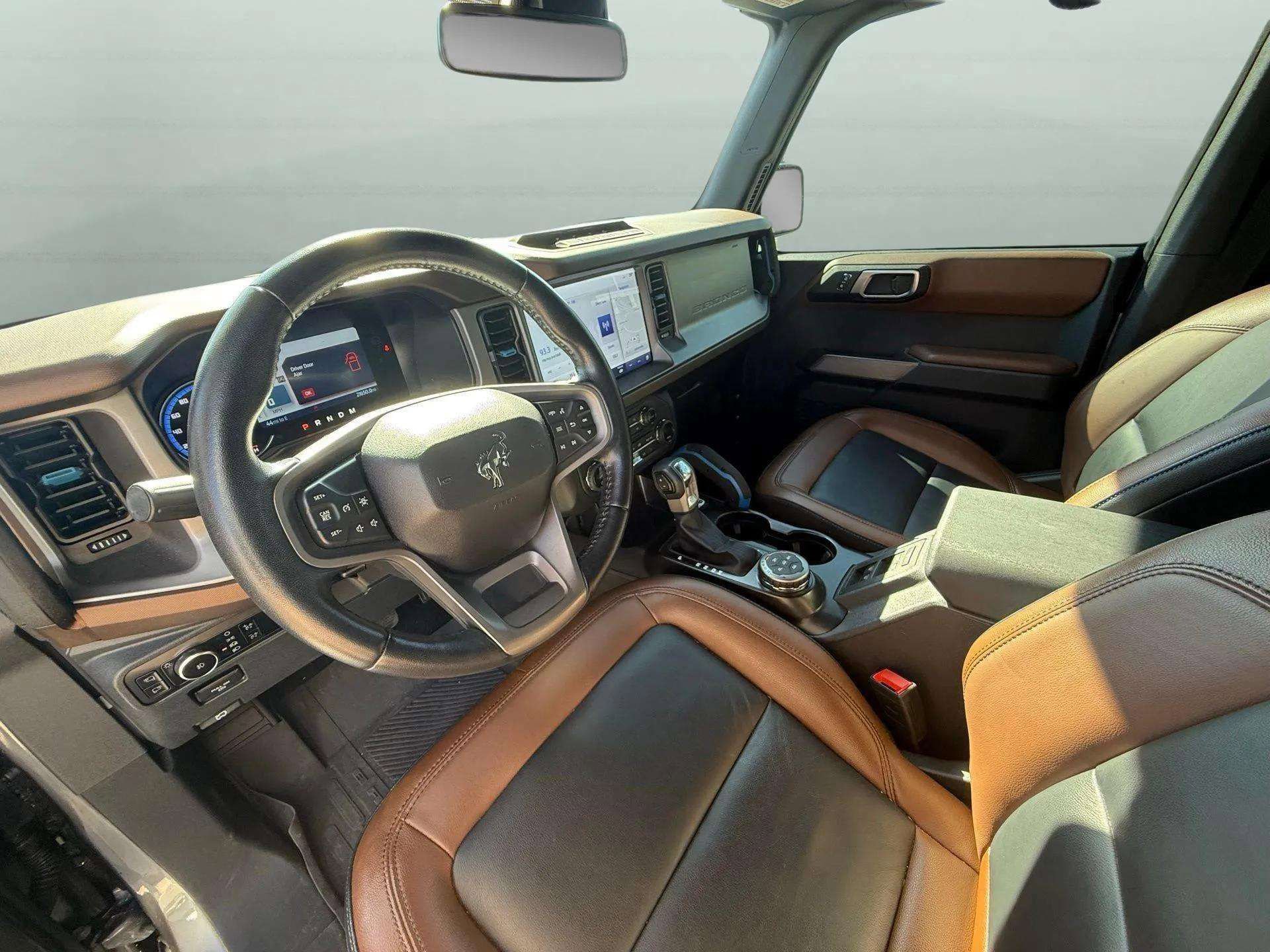 Used 2023 Ford Bronco Outer Banks w/ Sasquatch Package image 27