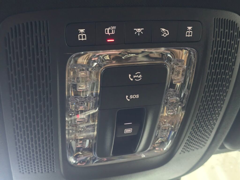 Used 2024 Mercedes-Benz GLE 350 GLE 350 w/ 3rd Row Seat Package image 42