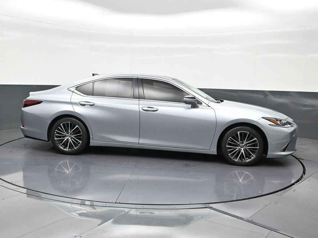 Used 2023 Lexus ES 350 w/ Premium Package image 7