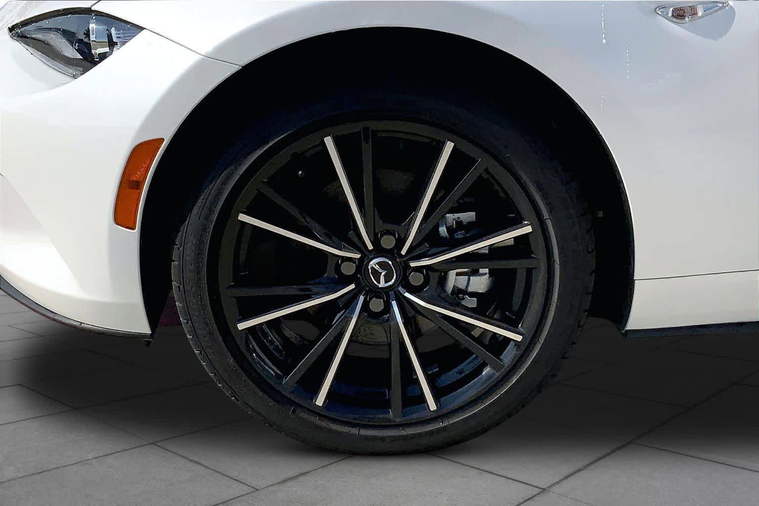 New 2025 MAZDA MX-5 Miata Grand Touring RWD image 11