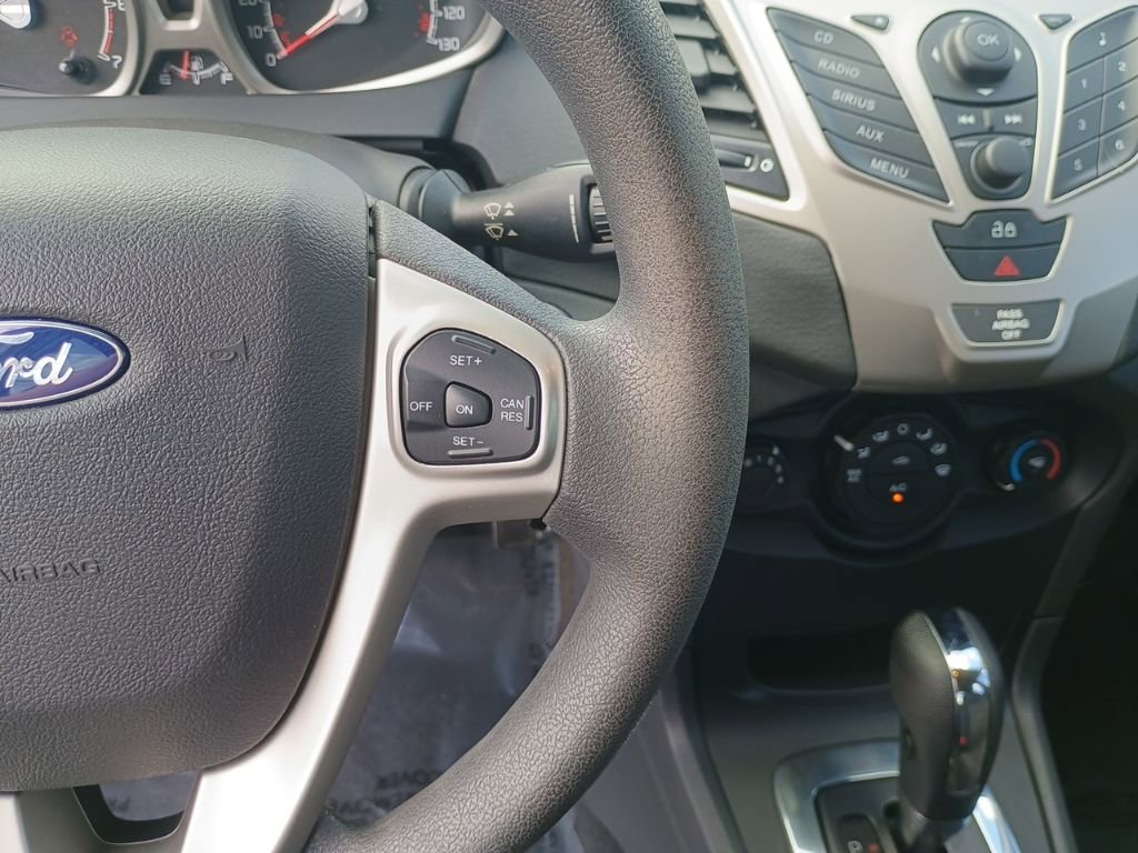 Used 2013 Ford Fiesta SE w/ Super Fuel Economy Pkg image 25