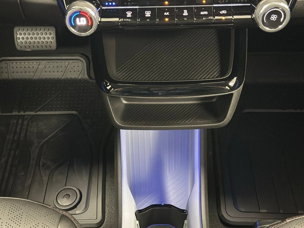 New 2027 Chevrolet Bolt RS FWD image 20