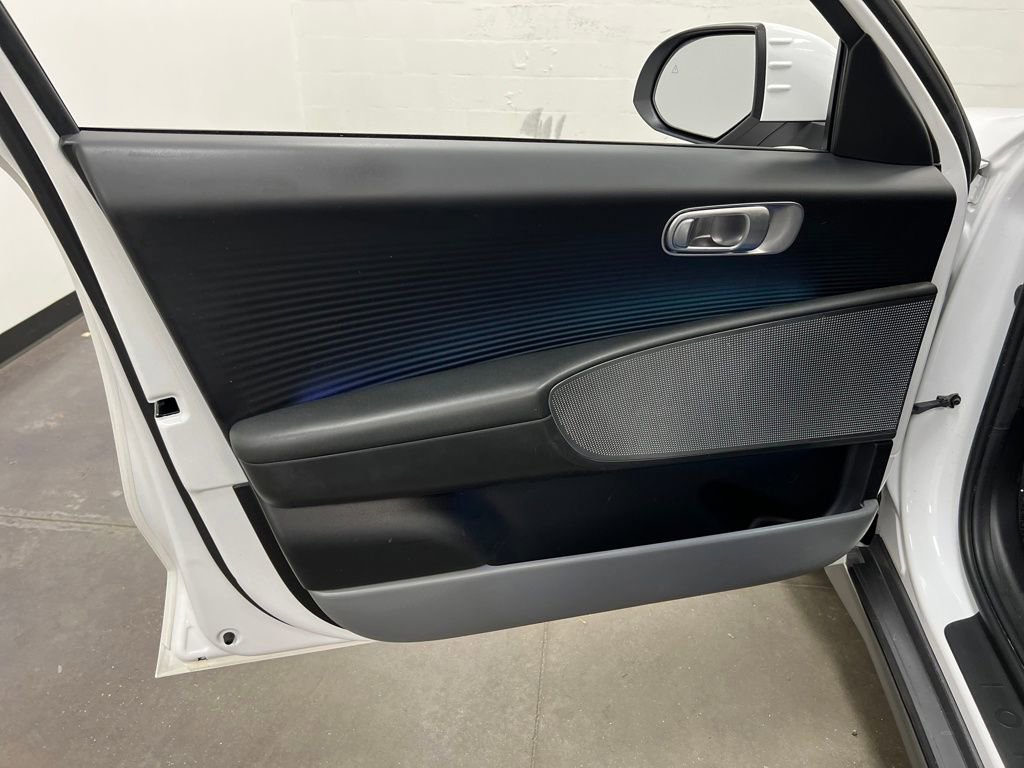 Used 2023 Hyundai Ioniq 6 SEL image 11