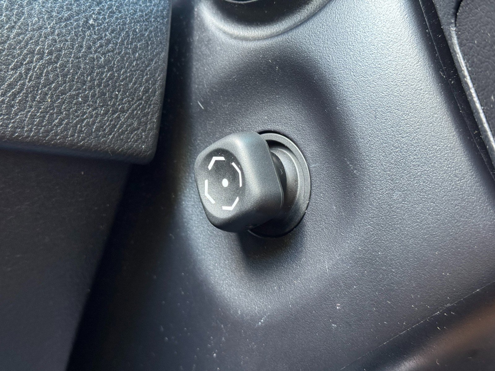 Used 2014 Lexus GX 460 image 18