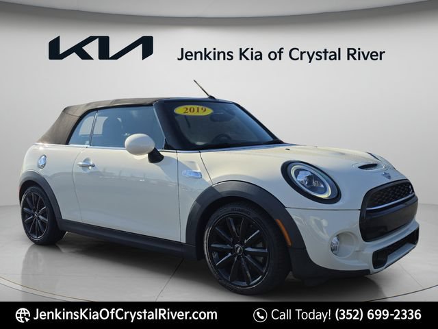Used 2019 MINI Cooper S w/ Premium Package FWD image 2