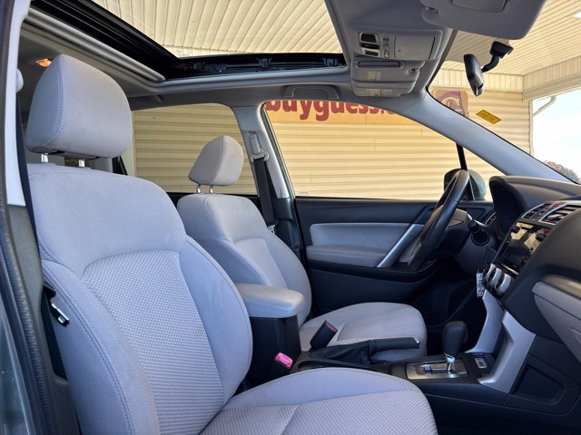 Used 2018 Subaru Forester 2.5i Premium w/ All-Weather Package AWD/4WD image 23