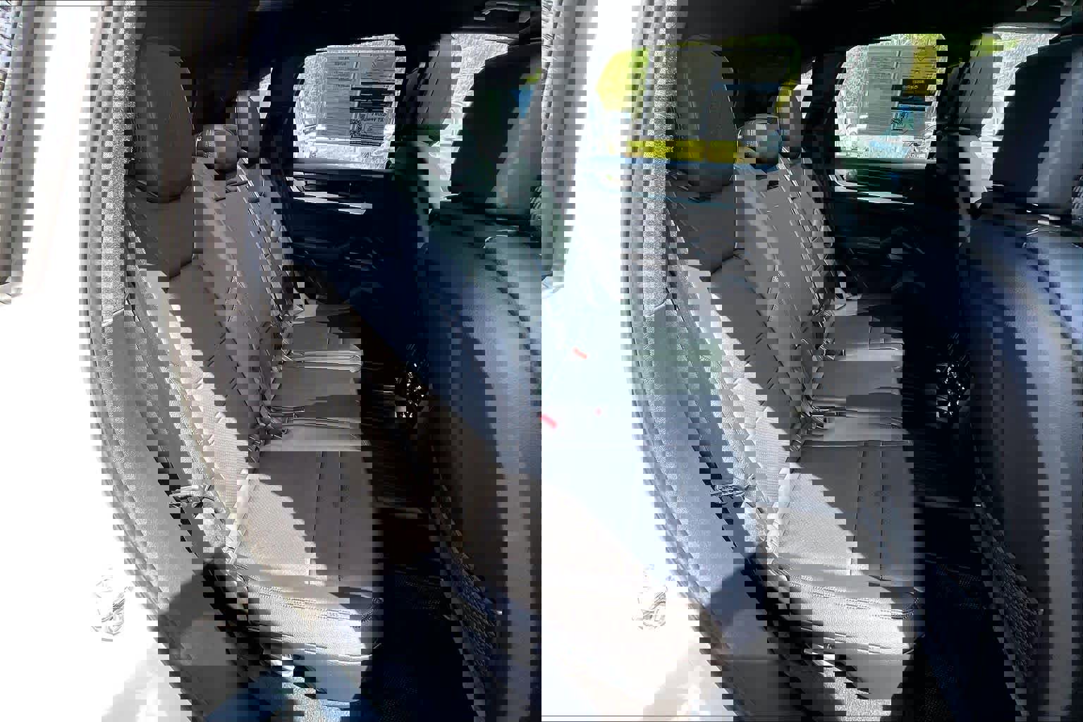 Used 2025 Porsche Cayenne image 20