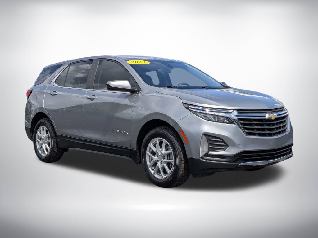 Used 2023 Chevrolet Equinox LT FWD image 2