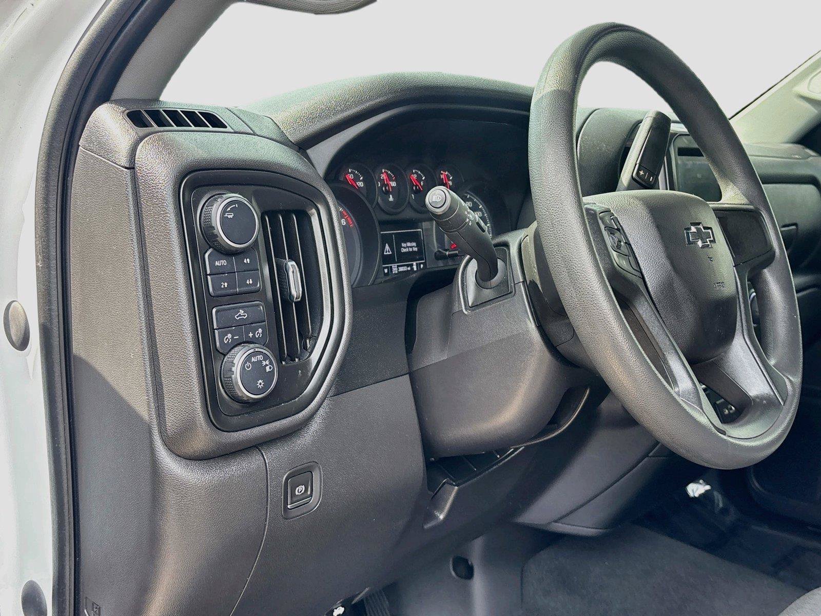 Used 2023 Chevrolet Silverado 1500 Custom Trail Boss AWD/4WD image 10