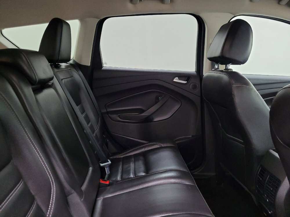 Used 2017 Ford Escape SE w/ SE Leather Comfort Package FWD image 19