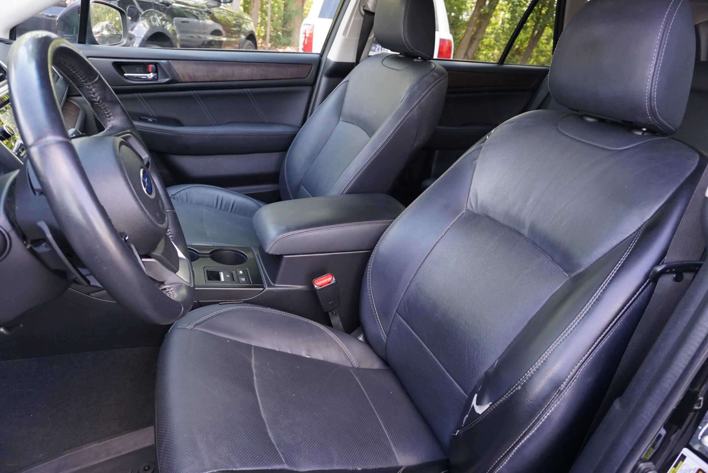 Used 2018 Subaru Outback 2.5i Limited AWD/4WD image 25