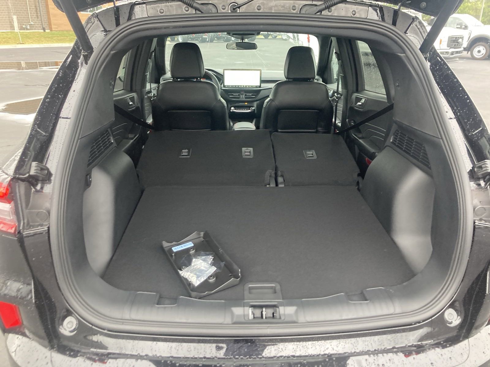 New 2024 Ford Escape ST-Line Select w/ Tech Pack #2 image 26