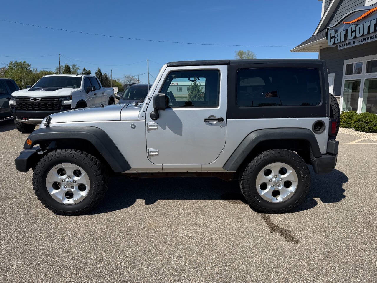 Used 2012 Jeep Wrangler Sport AWD/4WD image 2