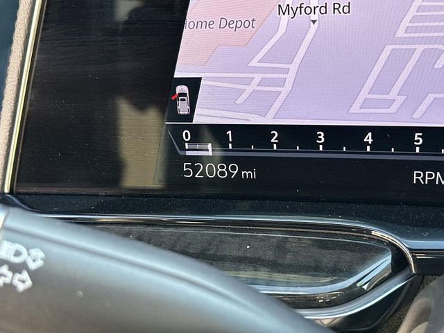 Used 2024 Cadillac Escalade Premium Luxury image 11