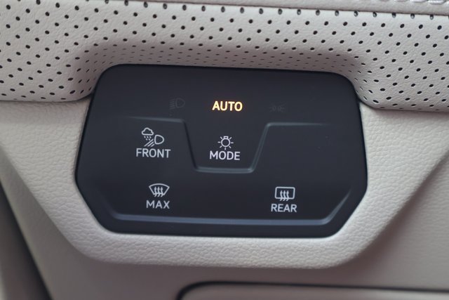 Certified 2026 Volkswagen Atlas SE FWD image 27