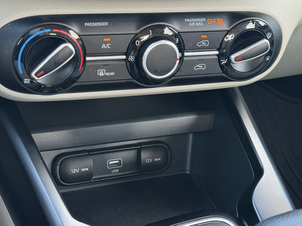 Used 2021 Kia Soul LX FWD image 14