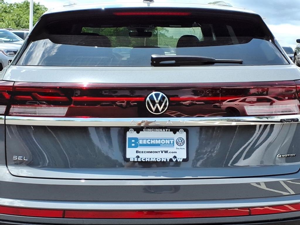 New 2025 Volkswagen Atlas Cross Sport SEL Premium R-Line image 24