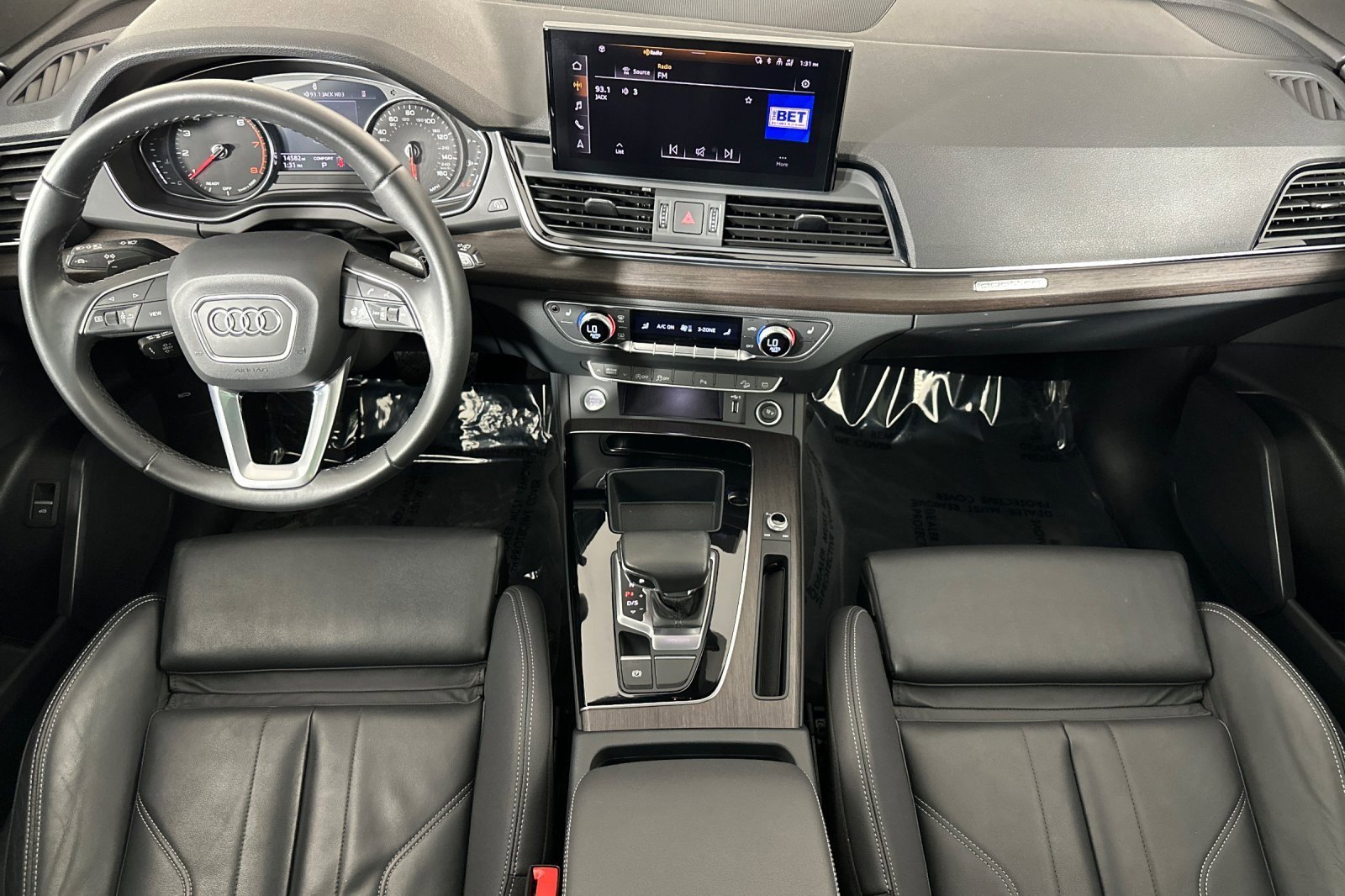 Used 2023 Audi Q5 2.0T Premium w/ Convenience Package image 12