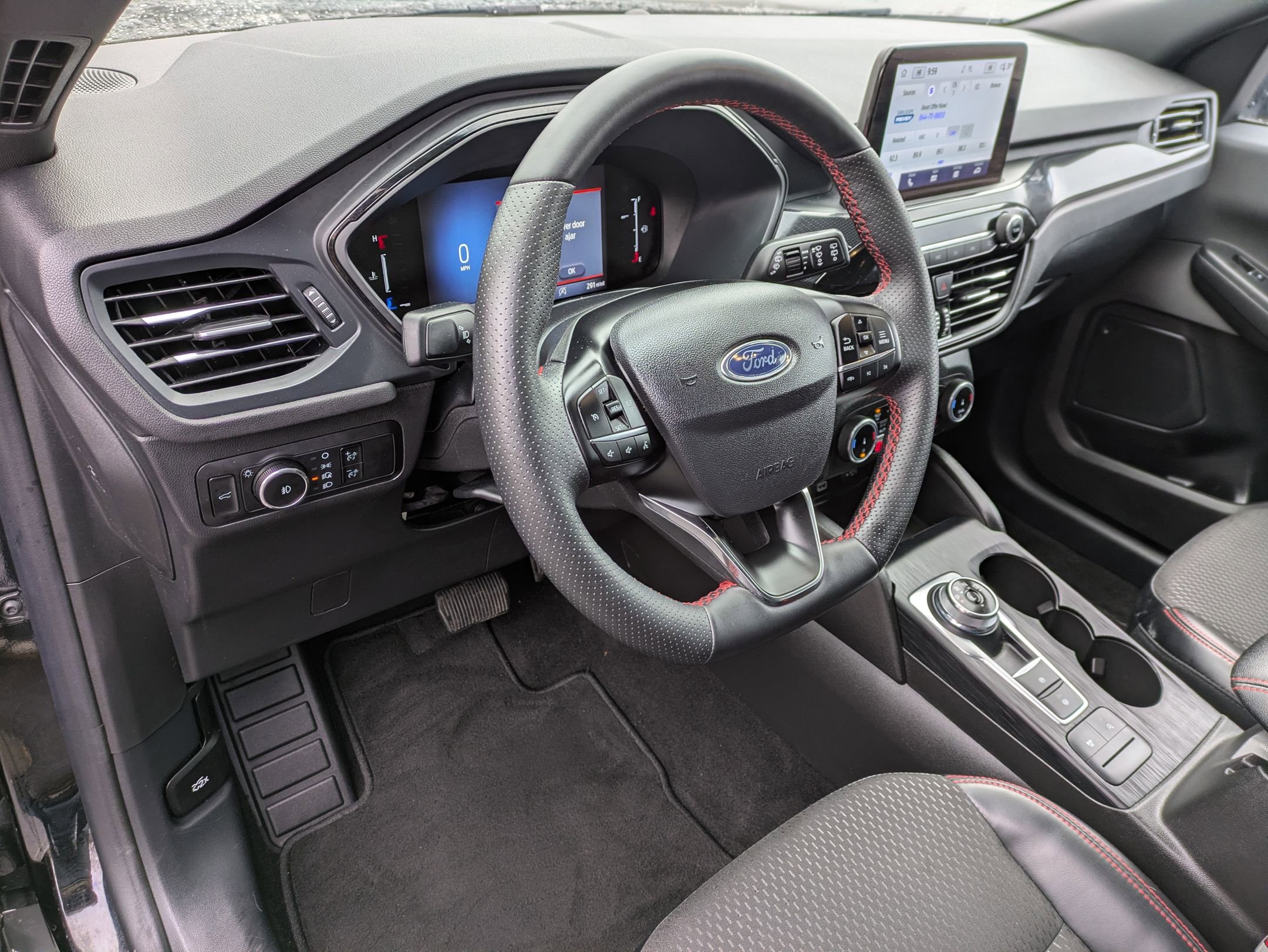 Certified 2025 Ford Escape ST-Line Select AWD/4WD image 8