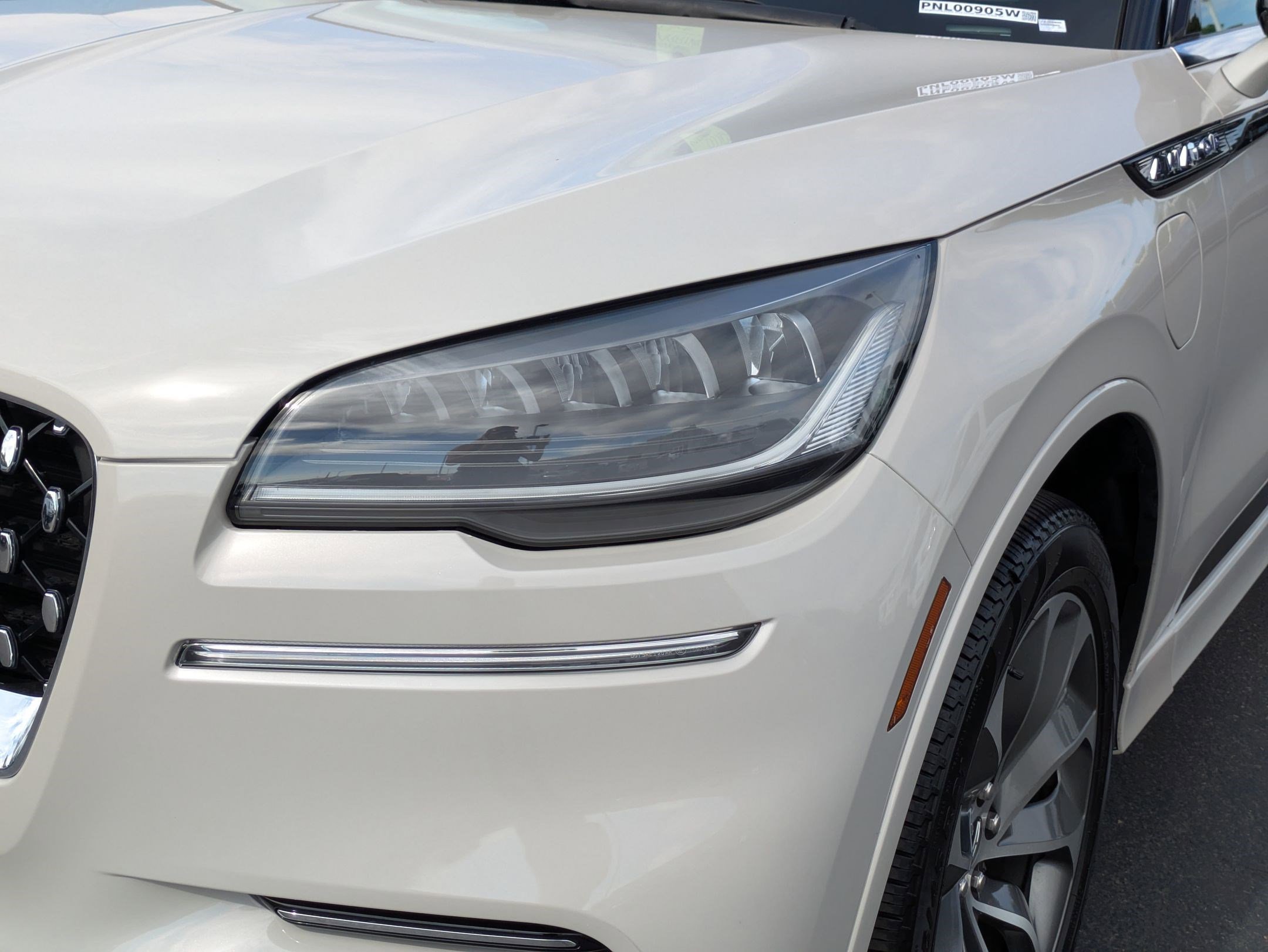 Used 2023 Lincoln Aviator Grand Touring image 10