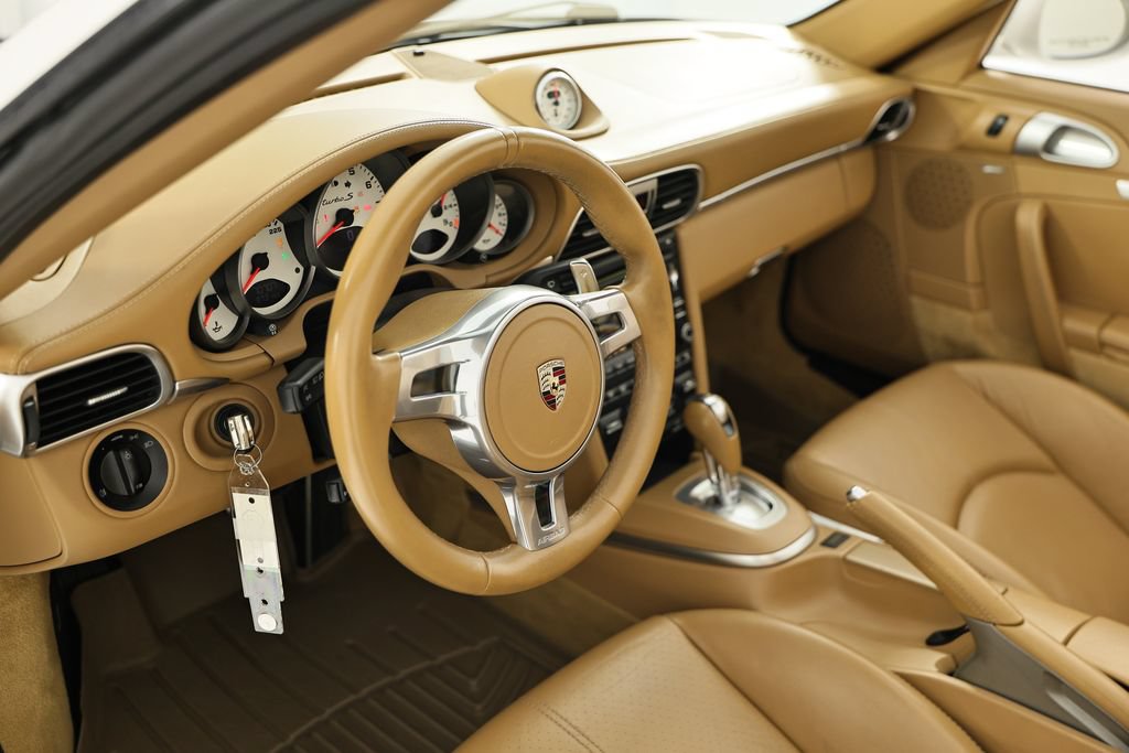 Used 2012 Porsche 911 Turbo S AWD/4WD image 4