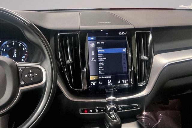 Certified 2021 Volvo XC60 T5 Momentum w/ Advanced Package AWD/4WD image 9