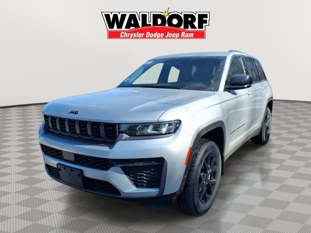 New 2026 Jeep Grand Cherokee Altitude AWD/4WD image 5