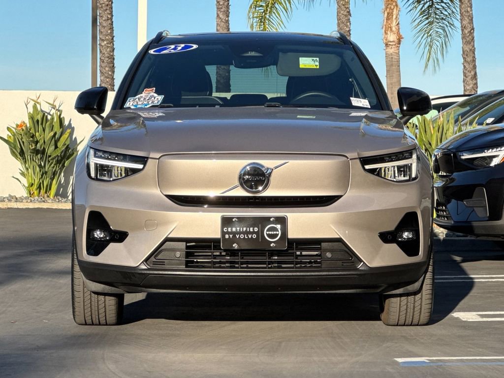 Certified 2023 Volvo XC40 Recharge Plus image 8