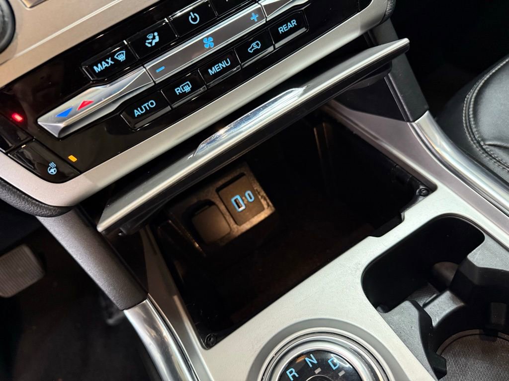 Certified 2022 Ford Explorer XLT w/ Equipment Group 202A image 35