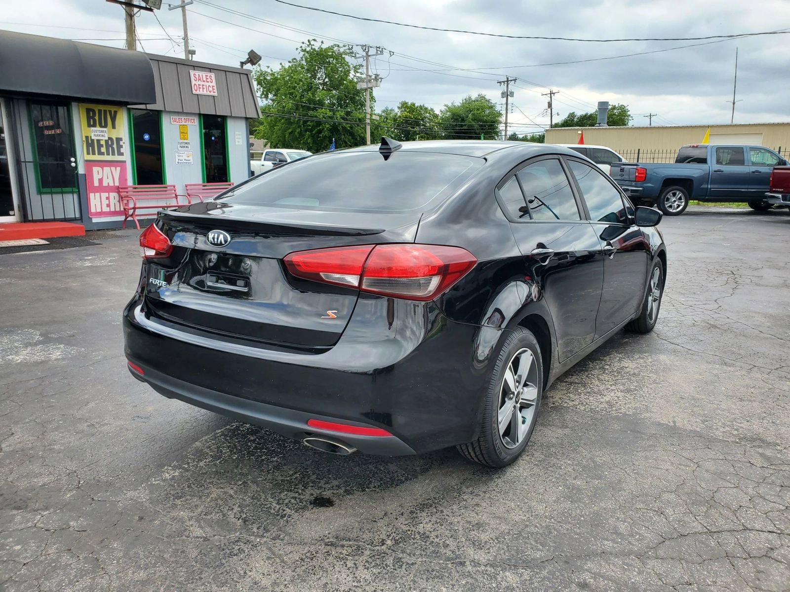 Used 2018 Kia Forte S FWD image 6