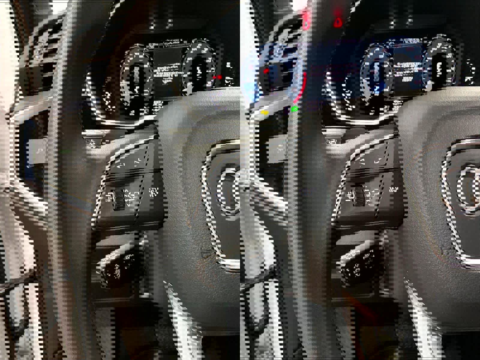 Certified 2025 Audi Q3 2.0T Premium image 20