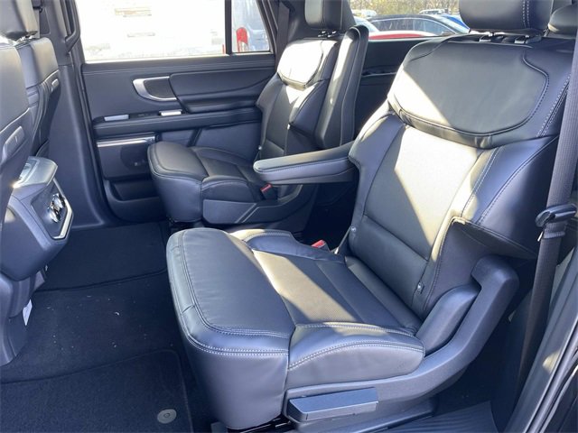 New 2025 Ford Expedition Max Platinum w/ Stealth Appearance Package image 18