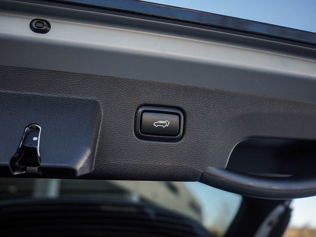 New 2026 Kia Sportage SX image 9