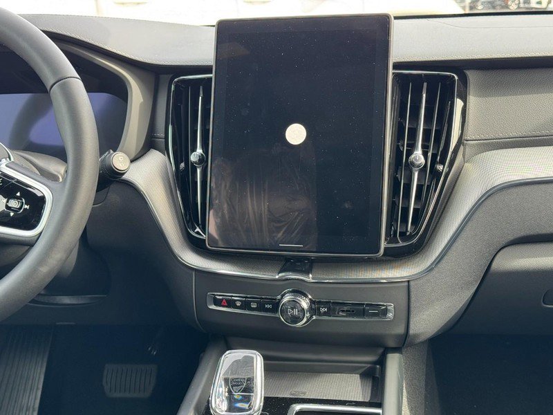 New 2026 Volvo XC60 T8 Ultra w/ Climate Package image 8