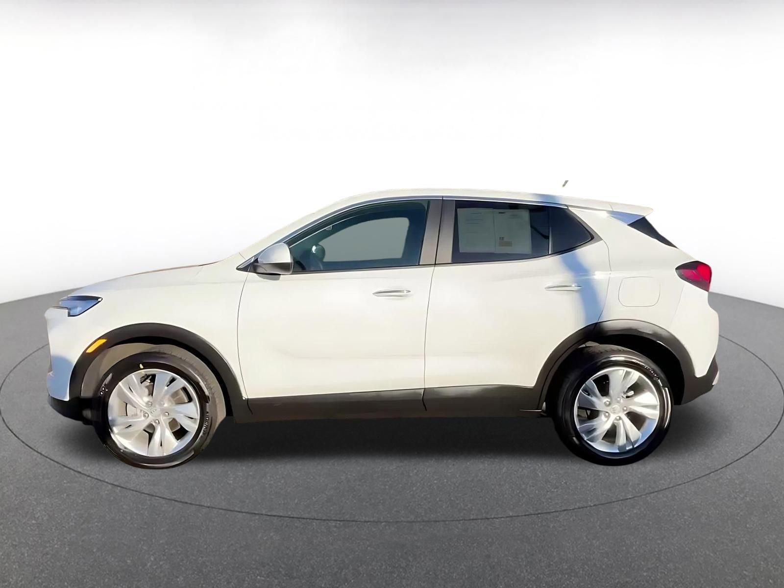 Used 2025 Buick Encore GX Preferred image 9
