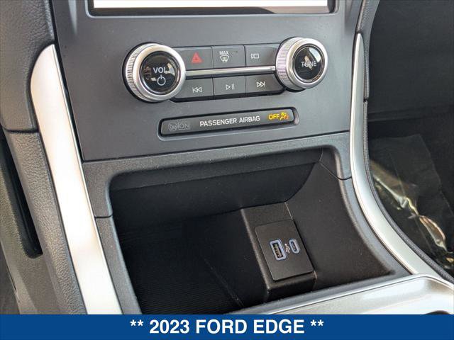 Certified 2023 Ford Edge SEL image 17