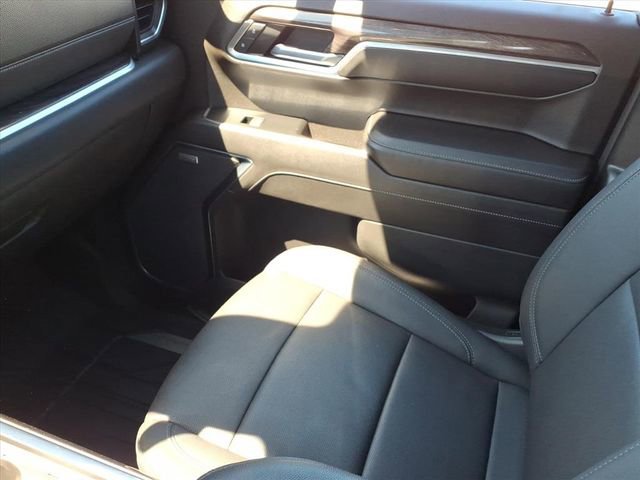 Certified 2022 Chevrolet Silverado 1500 LTZ w/ Technology Package AWD/4WD image 16