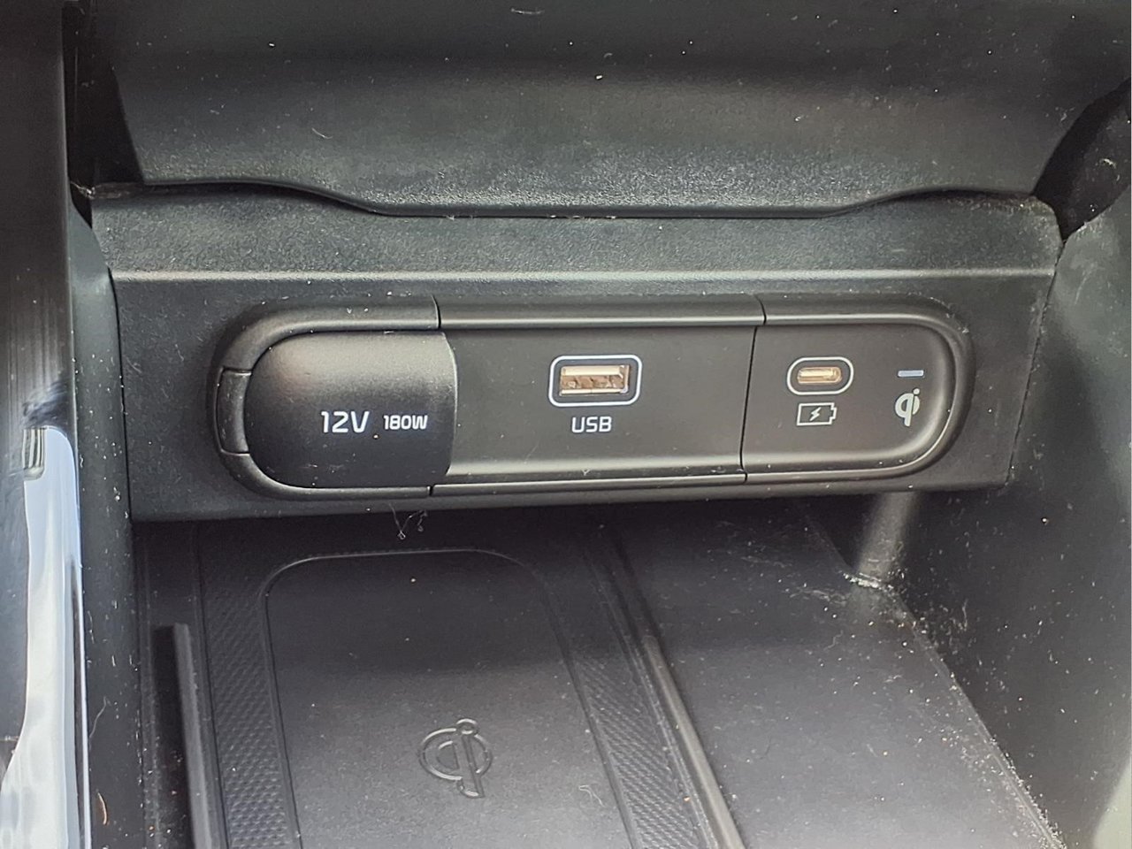 Used 2025 Kia Telluride S AWD/4WD image 17