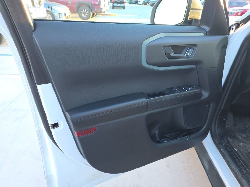 Used 2023 Ford Bronco Sport Badlands image 10