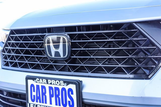 Used 2025 Honda Accord Touring image 13